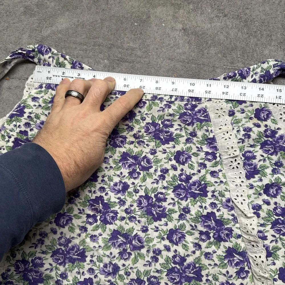 Vintage Handmade White Eyelet Lace‎ Apron Purple Floral Country Cottagecore
